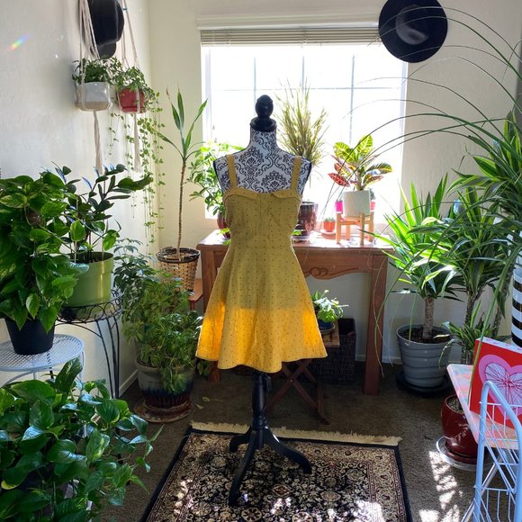 * Heart Soul Yellow Sweetheart Dress Sleeveless * - Picture 5 of 15